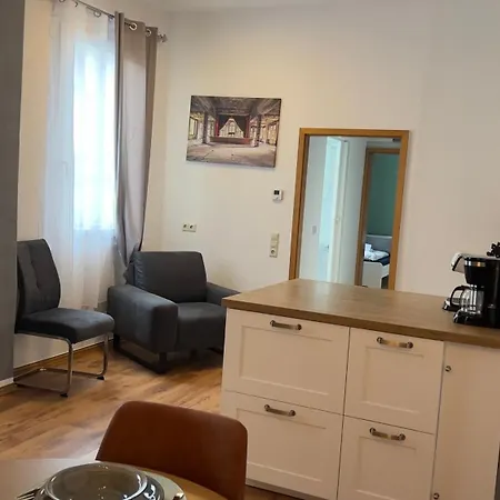 アパート 1 Bed Sleeps 5 Views *